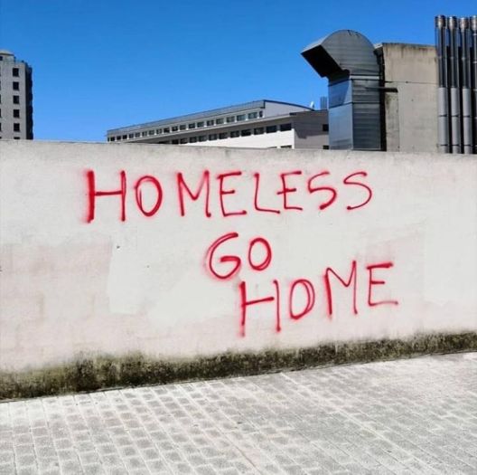 Бездомници одете си дома